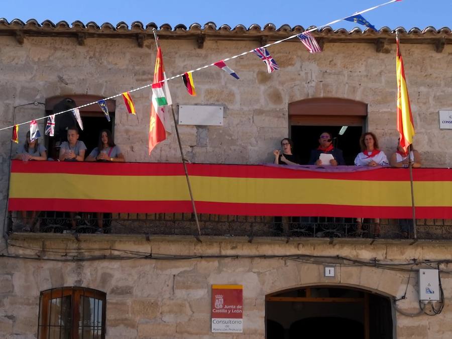 Fotos: Pregón y pasacalles en Wamba