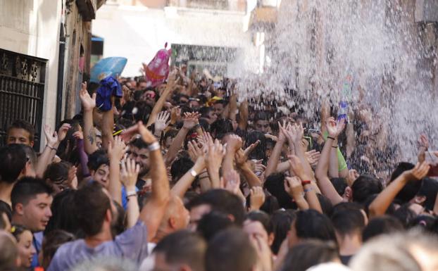 Primer chúndara de las fiestas de San Roque, en Peñafiel. 