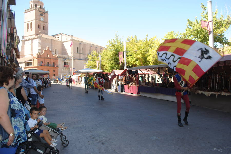 Fotos: Jornada del jueves en la Feria Renacentista Imperiales y Comuneros de Medina del Campo