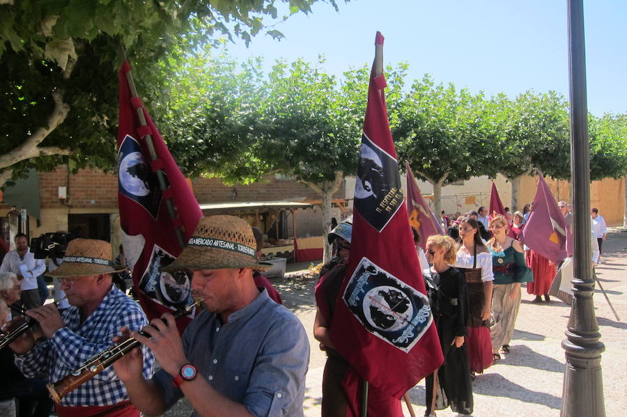 Fotos: Tordehumos celebra el Mercado artesanal de Tierra de Campos
