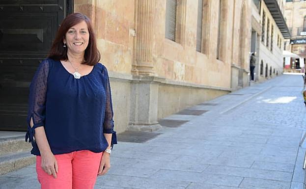 La alcaldesa de Peñaranda, Carmen Ávila.