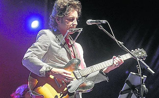 El cantante Coti, en un concierto en Valladolid. 