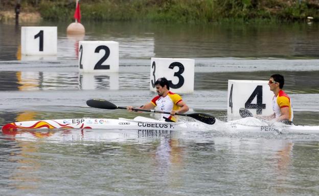 Cubelos y Peña, durante la final de K2 1.000. 