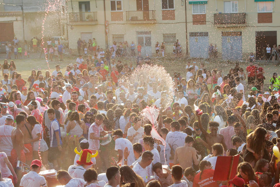 Fotos: Superchupinazo de Alba de Tormes