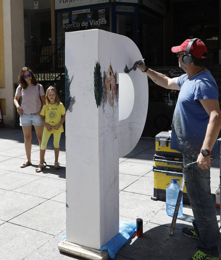 Fotos: El concurso de las P decora la Calle Mayor