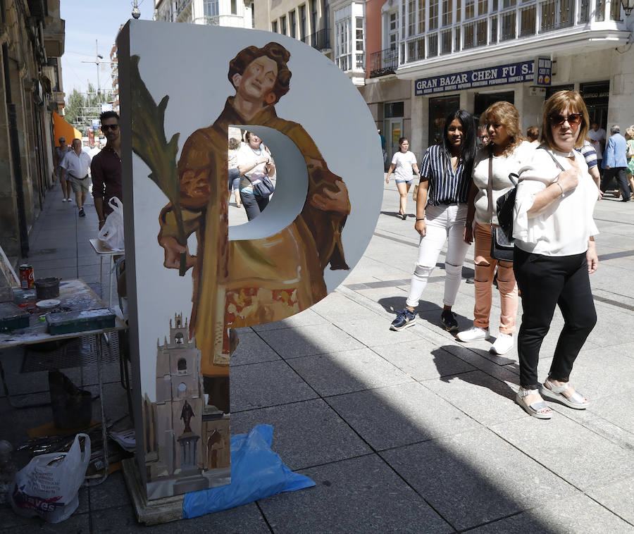 Fotos: El concurso de las P decora la Calle Mayor