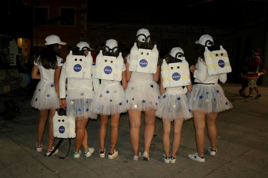 Fotos: Fiesta de Fin de Año en Baltanas