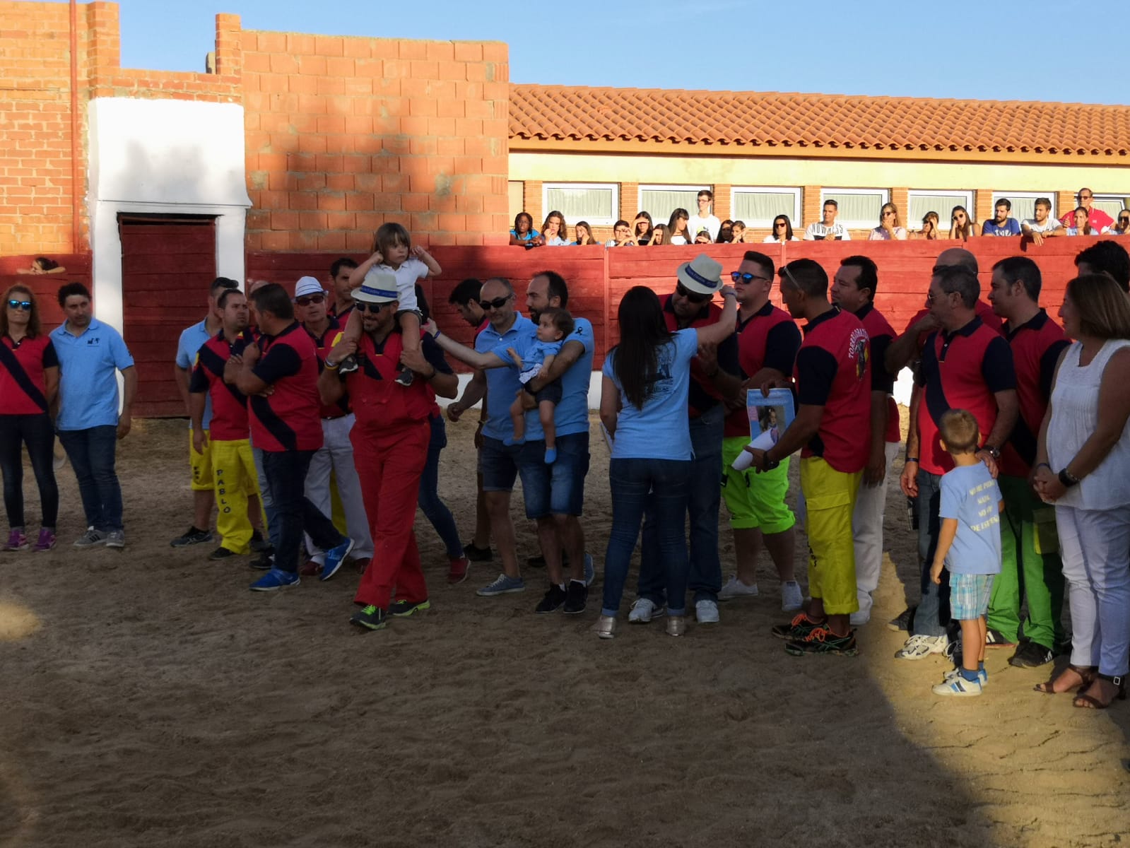 La localidad ha celebrado una exhibición ecuestre solidaria y recaudó 1.587 euros para investigación sobre la enfermedad AME