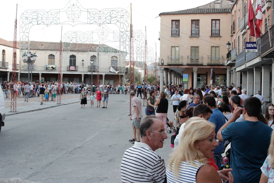 Con una degustación de carne de novillo en la plaza de la Constitución, la localidad despedía ayer sus fiestas