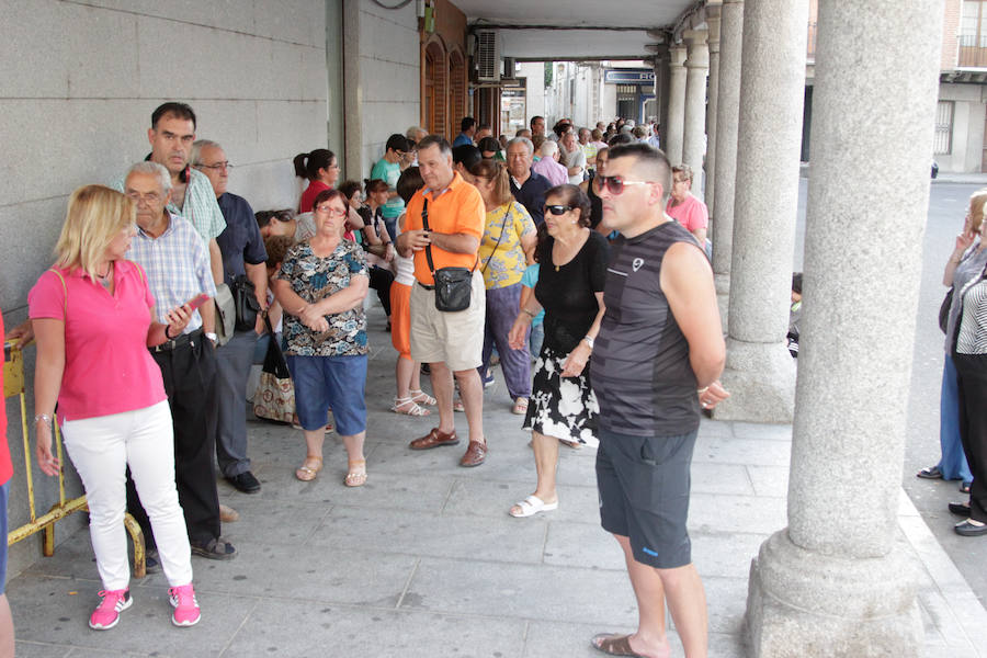 Con una degustación de carne de novillo en la plaza de la Constitución, la localidad despedía ayer sus fiestas