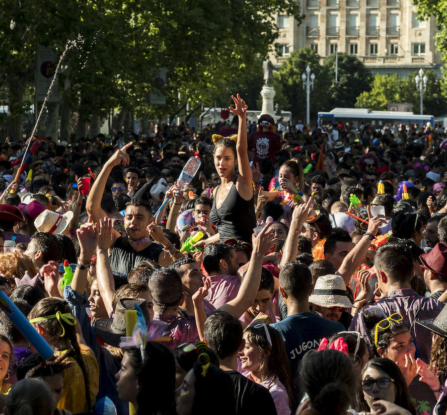 Fotos: Desfile de peñas en las fiestas de Valladolid 2018