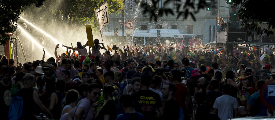 Fotos: Desfile de peñas en las fiestas de Valladolid 2018