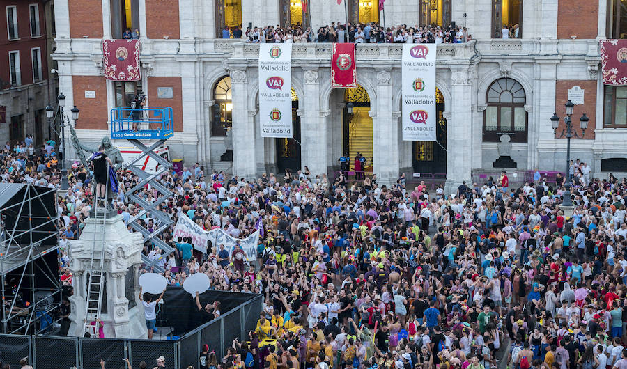 Fotos: Desfile de peñas en las fiestas de Valladolid 2018