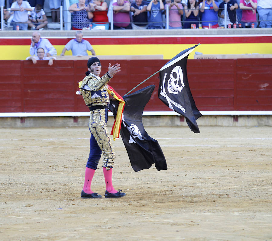 Fotos: Juan Jose Padilla se despide de la plaza de toros de Palencia