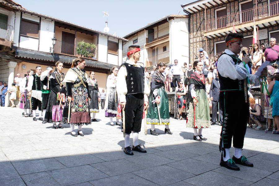 Fotos: Las cintas y el paleo animan Sotoserrano