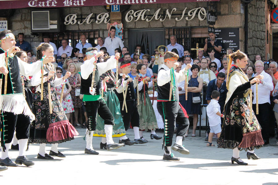 Fotos: Las cintas y el paleo animan Sotoserrano