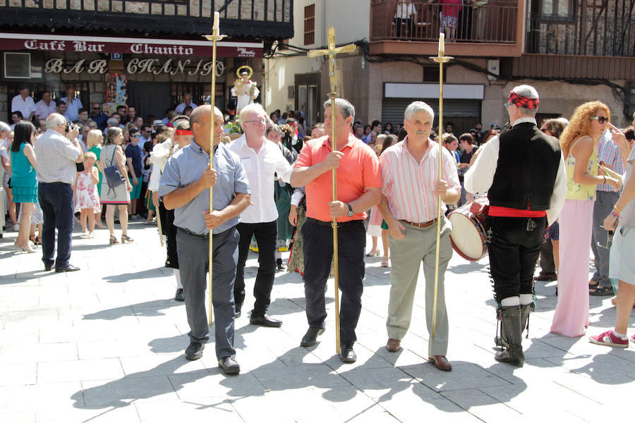 Fotos: Las cintas y el paleo animan Sotoserrano