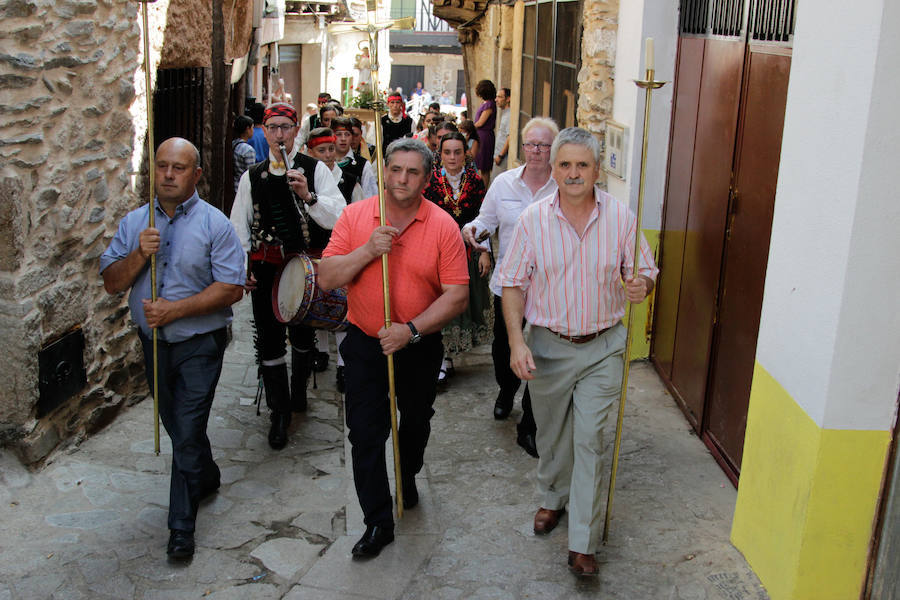 Fotos: Las cintas y el paleo animan Sotoserrano