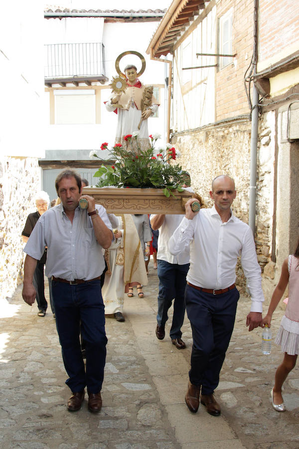 Fotos: Las cintas y el paleo animan Sotoserrano