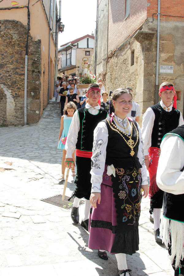 Fotos: Las cintas y el paleo animan Sotoserrano