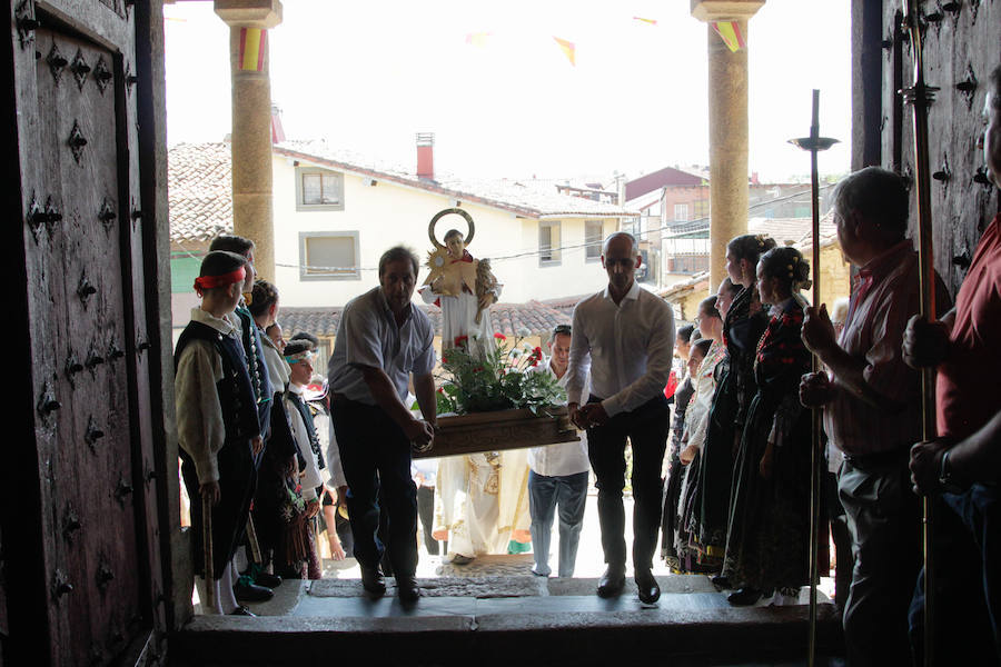 Fotos: Las cintas y el paleo animan Sotoserrano