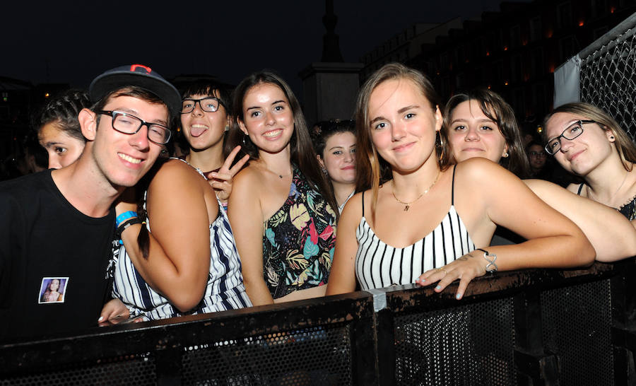 Fotos: Los &#039;triunfitos&#039; abarrotan la Plaza Mayor de Valladolid