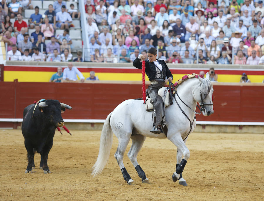 Fotos: Los Rejoneadores salen por la Puerta Grande