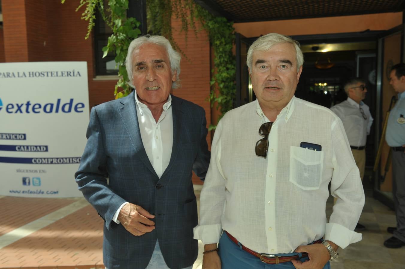 Demetrio Rodríguez (Sane-riego) y el abogado Francisco Colino.