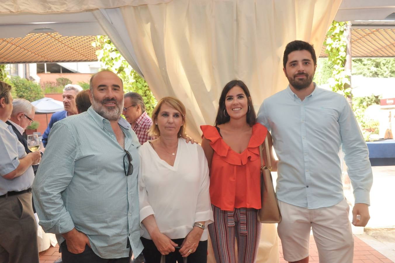 Carlos Travesí (Junta de Castilla y León), María Luisa Cobos, la abogada Marta Travesí y Diego Herrero (Renault).