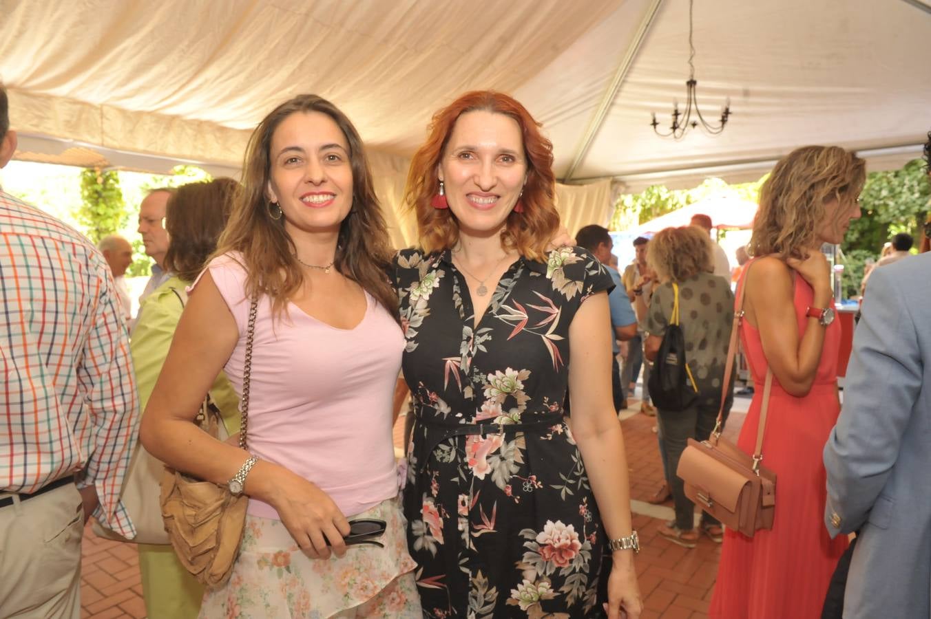 Piluca Burgos (Valor Creativo Comunicación) y Liliana Martínez Colodrón, jefa de sección de la web de El Norte.