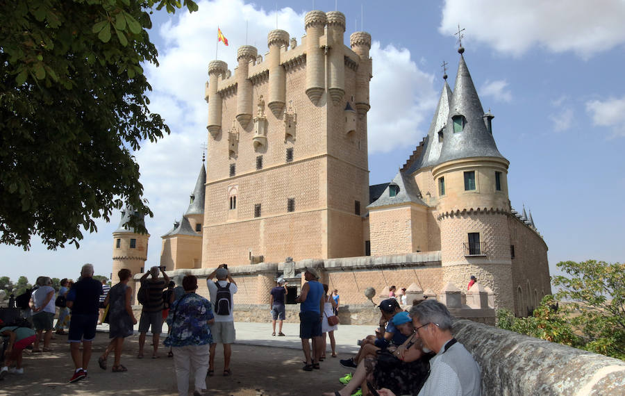 Fotos: El Alcázar de Segovia consigue el mejor agosto de su historia
