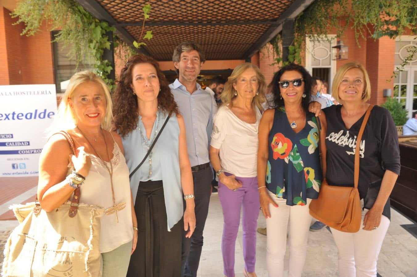 Del Colegio de Procuradores Yolanda Gutiérrez, Cristina Goicoechea, Íñigo Llanos, Emilia Camino, Henar Sánchez y María José Velloso.