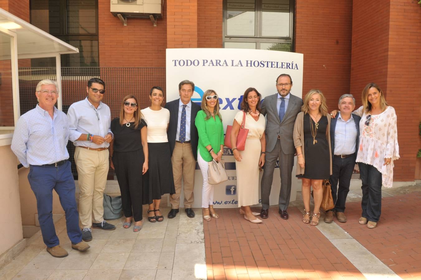 Los abogados Juan Luis Barón, Javier Martín, María José Sánchez, Almudena Alonso, Jaime Díez-Astrain, Blanca Montes, Teresa Vicario, Javier Garicano (decano del Colegio de Abogados), Purificación Palmero, Alfonso Alonso y Laura Blázquez.