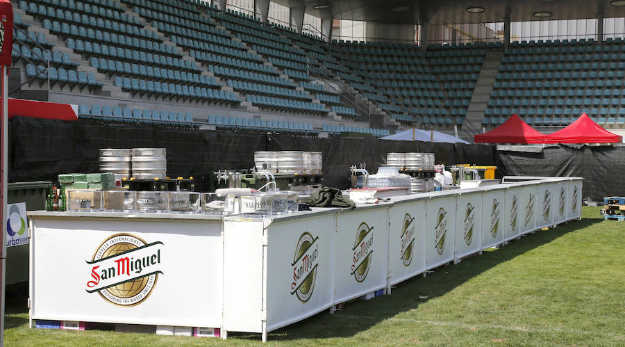 Fotos: Colas antes del concierto de Maluma