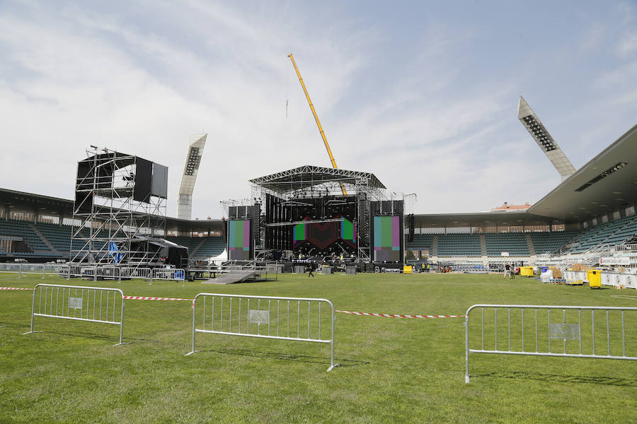 Fotos: Colas antes del concierto de Maluma