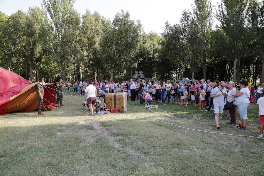 Fotos: Exibición Aerostática de la Subdelegación de Defensa
