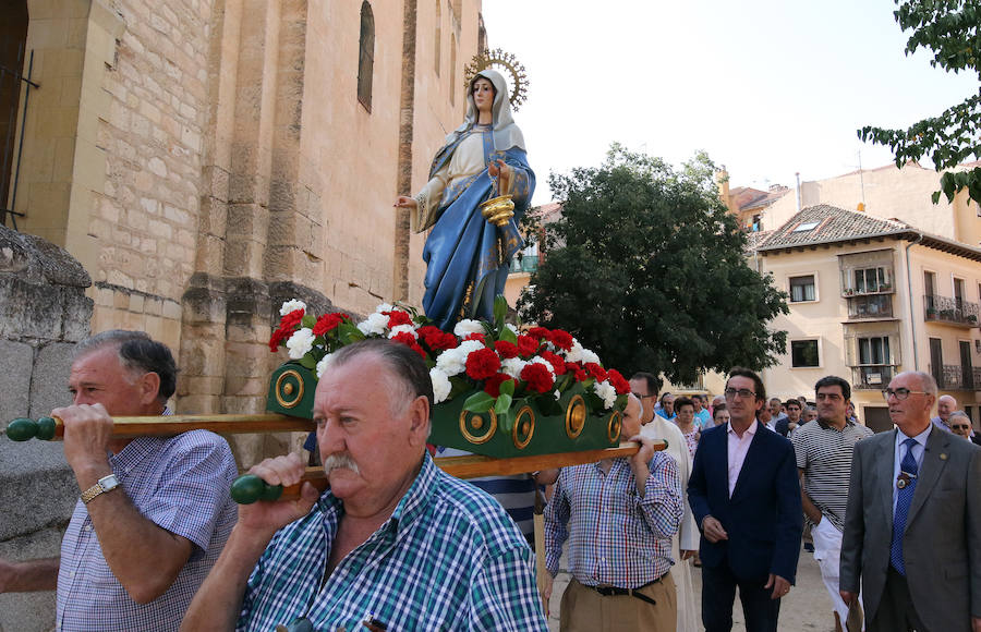 Fotos: Los camareros de Segovia celebran Santa Marta