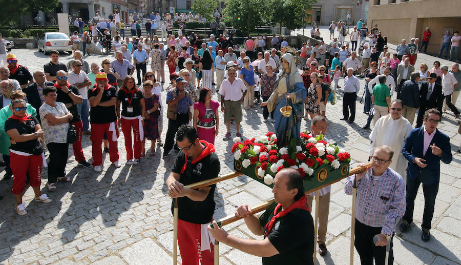 Fotos: Los camareros de Segovia celebran Santa Marta