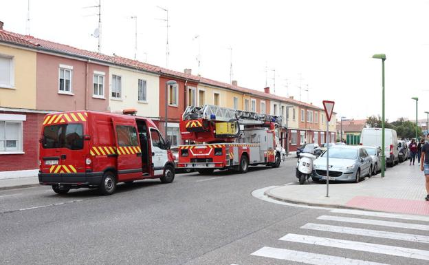 El suceso ha obligado a movilizar a buena parte de los efectivos de Bomberos de Burgos. 