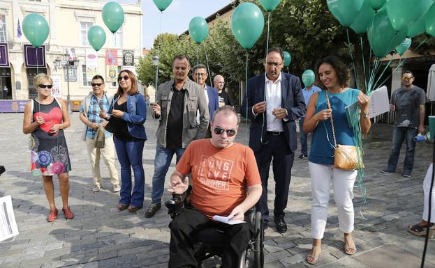 Nacho Fabrique, durante la celebración del Día Internacional de la Lesión Medular en la Plaza Mayor