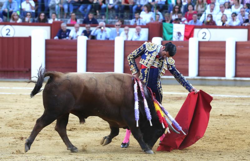 Tercer festejo taurino con motivo de la Feria y Fiestas de la Virgen de San Lorenzo 2018
