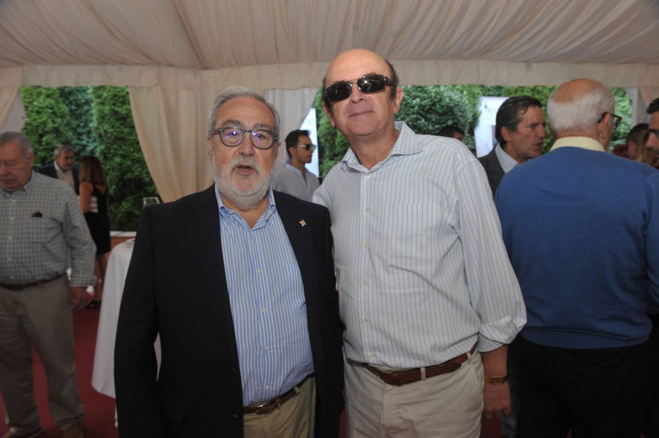 Juan Useros, presidente del Club de Empresas, con el catedrático de la UVA Carlos Merchán.