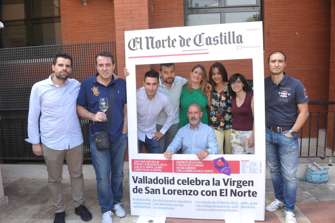 El equipo de MediaMarkt. Fernando García-Calvo, Carlos Barrero, Jonatan Gallego, Jorge Casado, Carolina Gómez, Ximo Reig, Lucía Arenales, Beatriz Cano y Luis Ángel González.