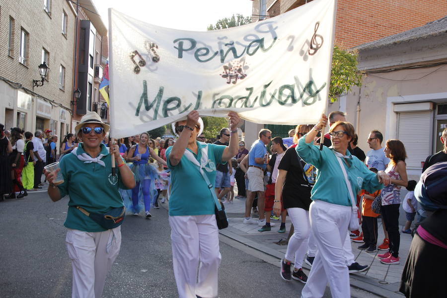 Fotos: El pregón y el desfile de peñas inauguran las fiestas de Laguna de Duero 2018