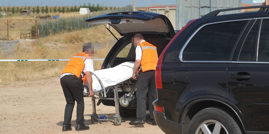 Fotos: Un menor asesina presuntamente a puñaladas a la pareja de su madre en Nava del Rey