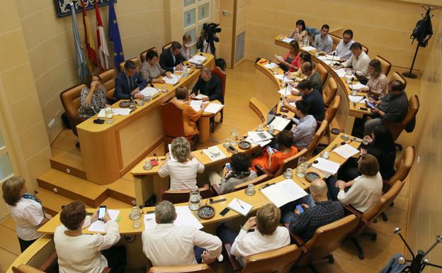 Pleno del Ayuntamiento celebrado ayer