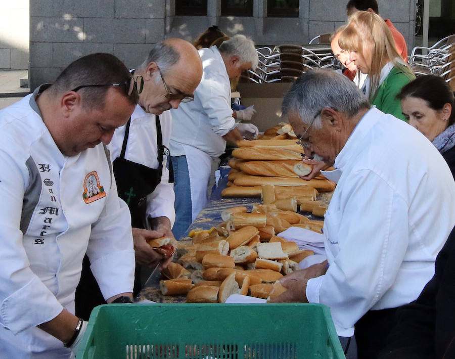 Fotos: V Marcha contra el Cáncer en Segovia