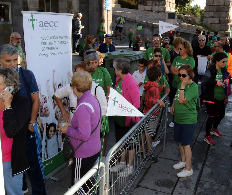 Fotos: V Marcha contra el Cáncer en Segovia