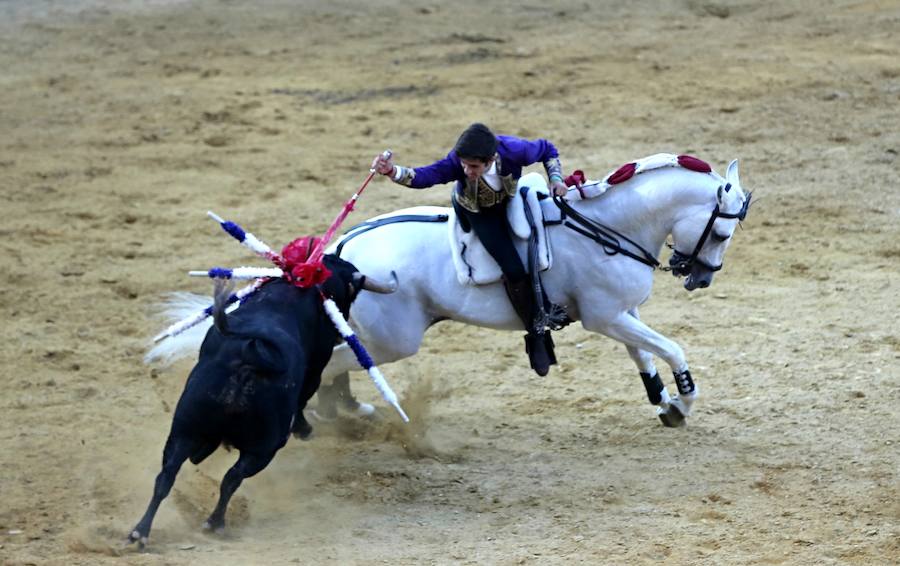 Fotos: Corrida de rejones en las fiestas de la Virgen de San Lorenzo 2018