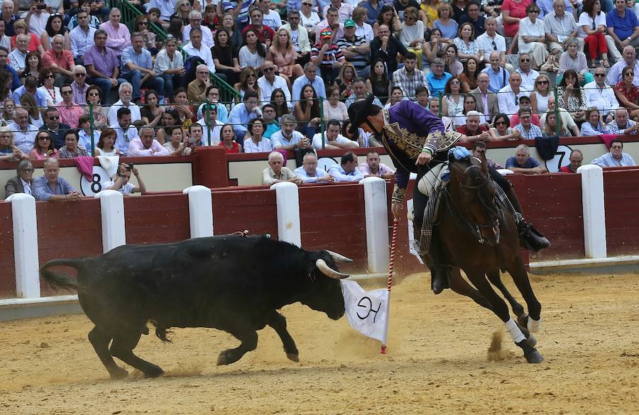 Fotos: Corrida de rejones en las fiestas de la Virgen de San Lorenzo 2018